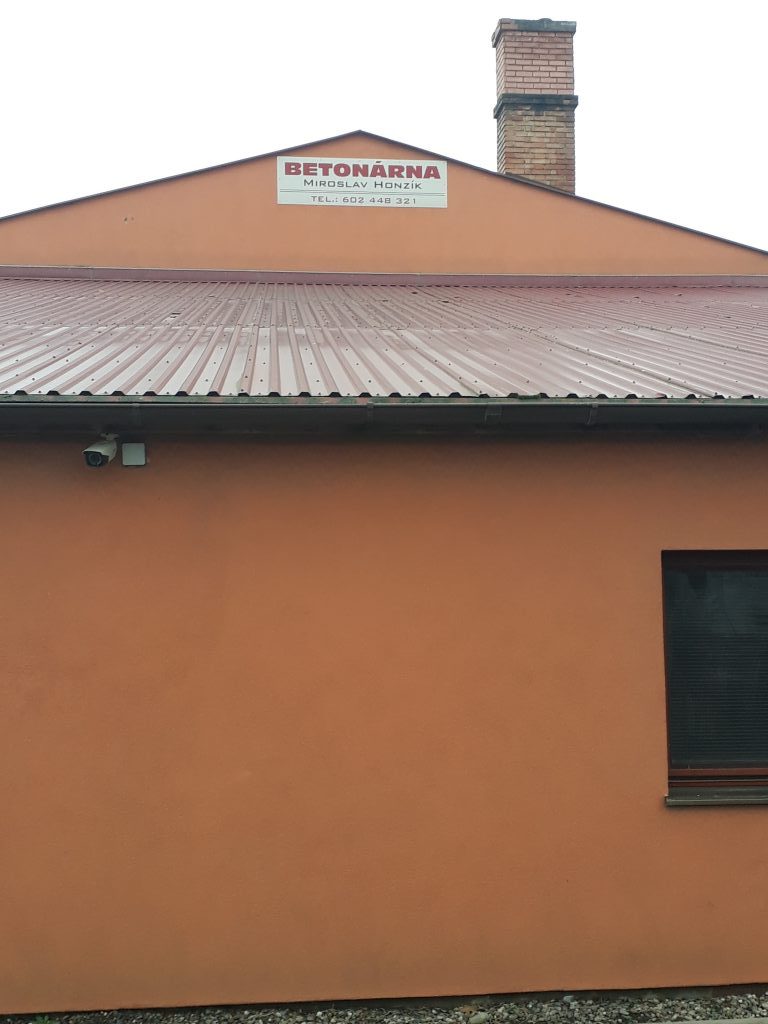 Hlavní budova betonárny